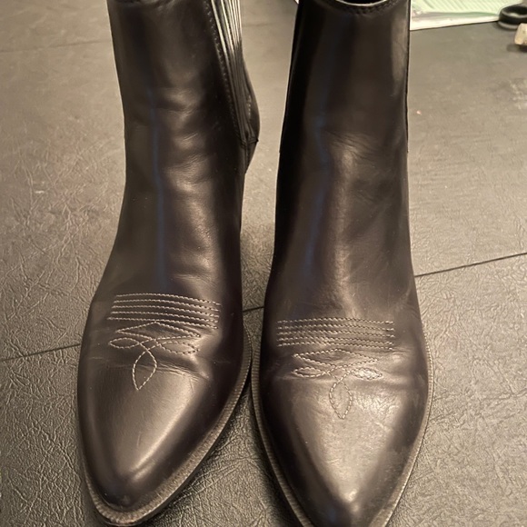Golden Goose Booties!! - Picture 1 of 8